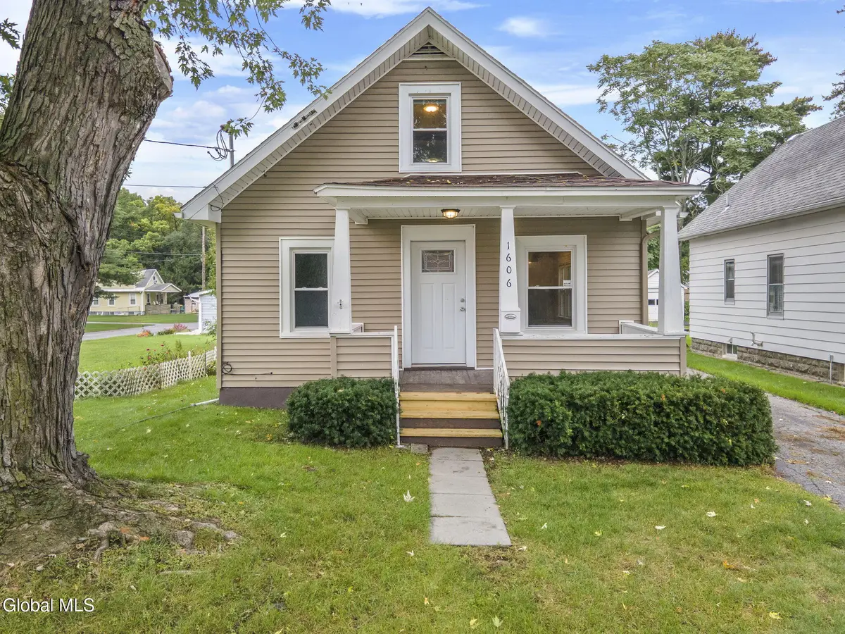 1606 Fordham Avenue, Rotterdam, NY 12306 - #1