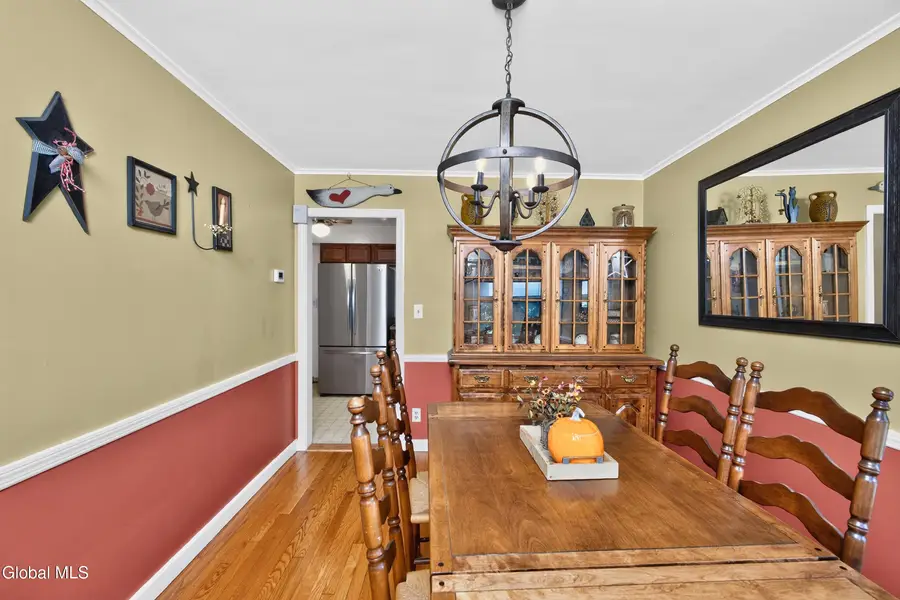 724 Sanders Avenue, Schenectady, NY 12302 - #2