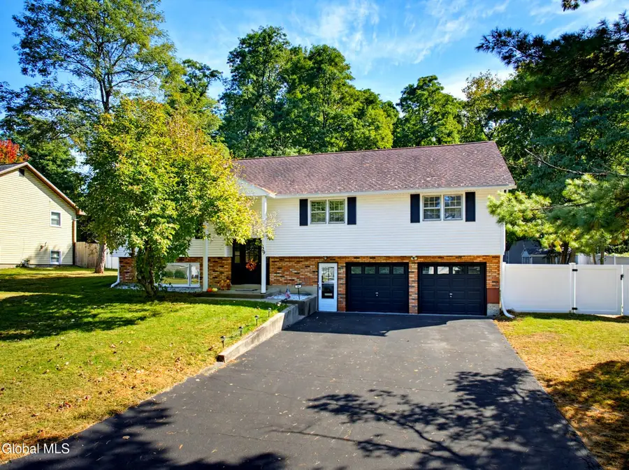 29 Northgate Drive, Westmere, NY 12203 - #2