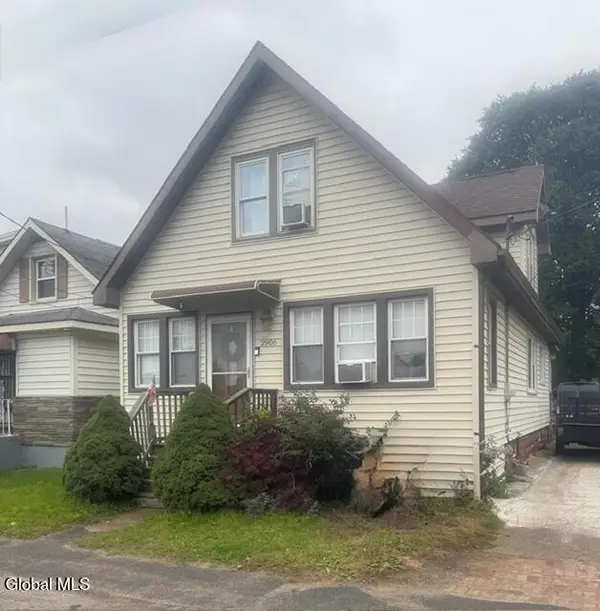 2906 Guilderland Avenue, Rotterdam, NY 12306