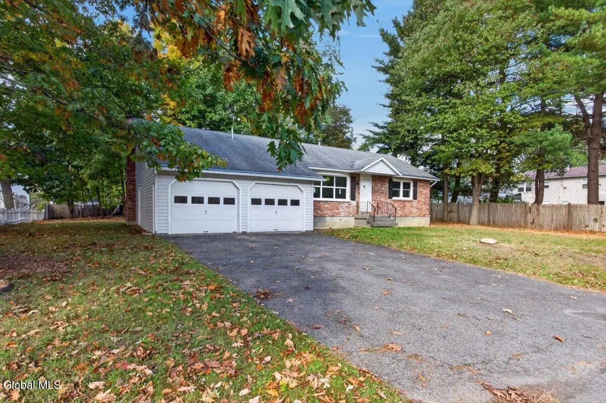 1 Kenmore Avenue, Schenectady, NY 12304 - #1