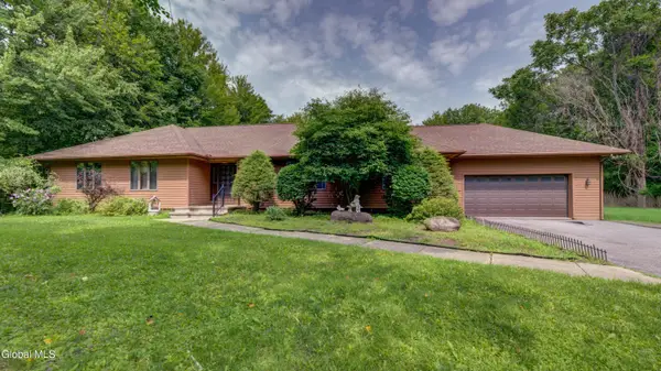 172 Wesskum Woods Road, Johnstown, NY 12078