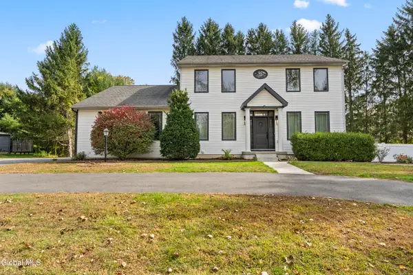 1 Pinecrest Drive, Niskayuna, NY 12309