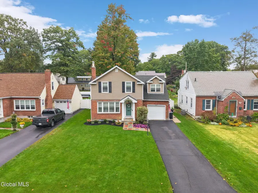 1567 Kingston Avenue, Schenectady, NY 12309 - #2
