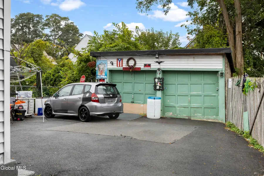 1006 Strong Street, Schenectady, NY 12307 - #2