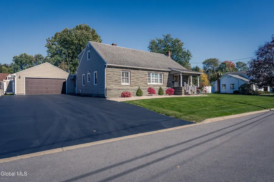 25 Columbia Street, Amsterdam, NY 12010 - #3