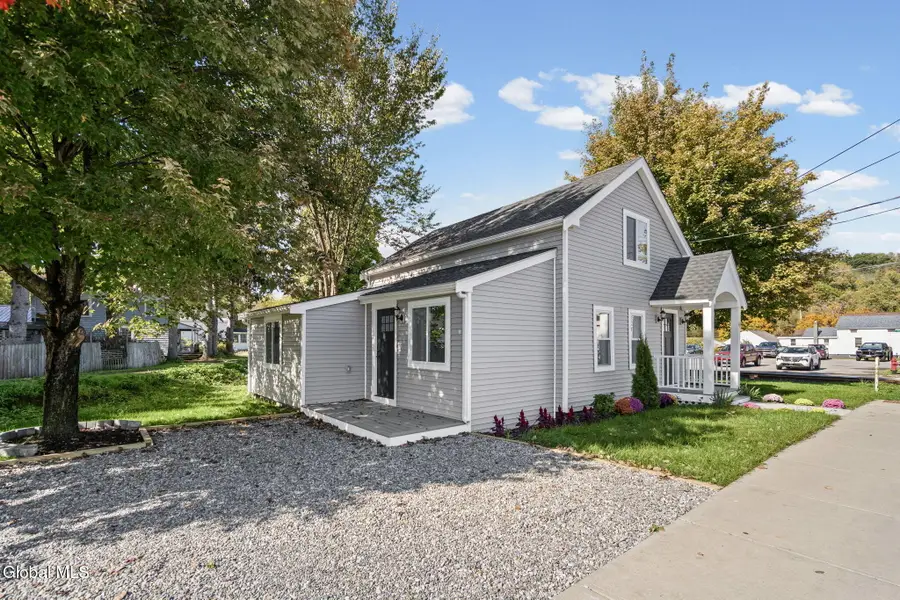 11 Wing Street, Fort Edward, NY 12828 - #3