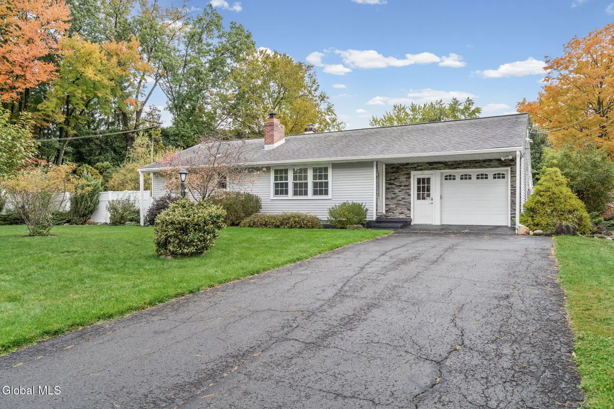 21 Hoefer Street, Latham, NY 12110 - #1
