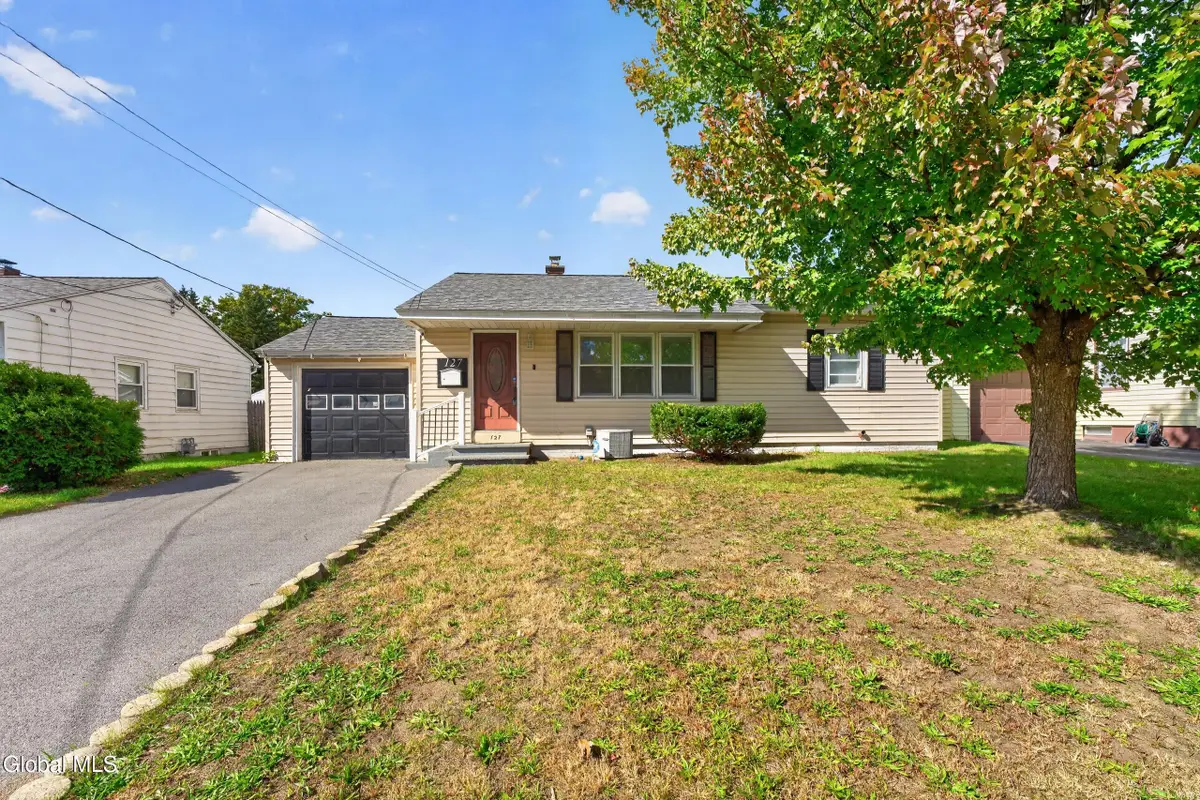 127 Park Avenue, Schenectady, NY 12304 - #1