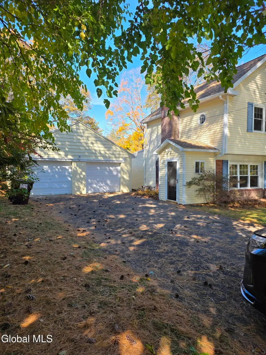 74 Mccormack Road, Slingerlands, NY 12159 - #2