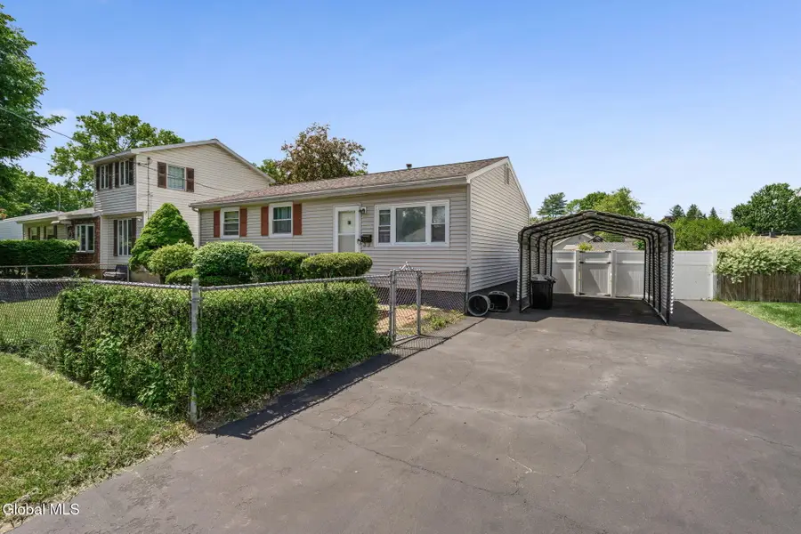 327 Manchester Road, Schenectady, NY 12304 - #3