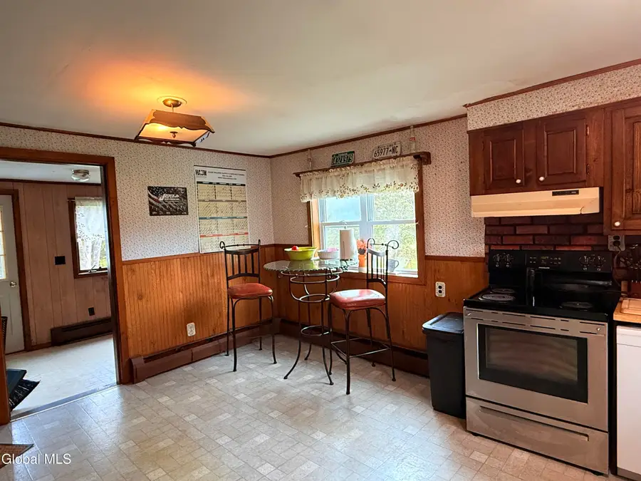 15 2nd Avenue, Whitehall, NY 12887 - #2