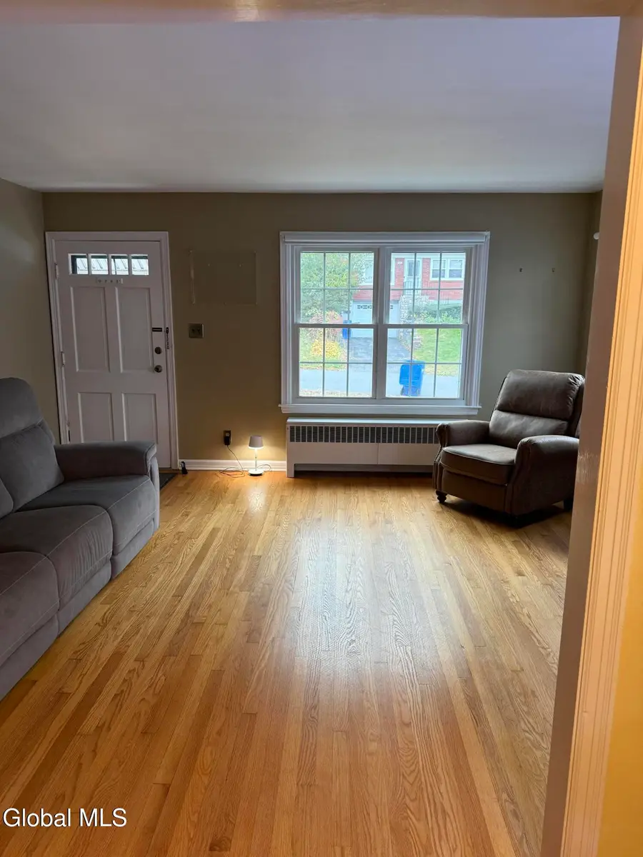 40 Hillcrest Avenue, Albany, NY 12203 - #3