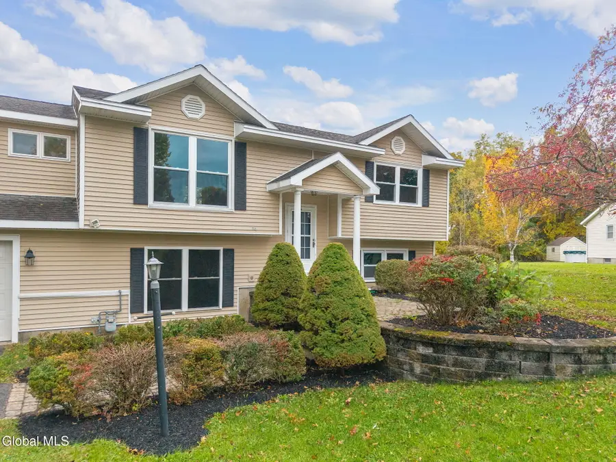 54 Linda Lane, Waterford, NY 12188 - #2