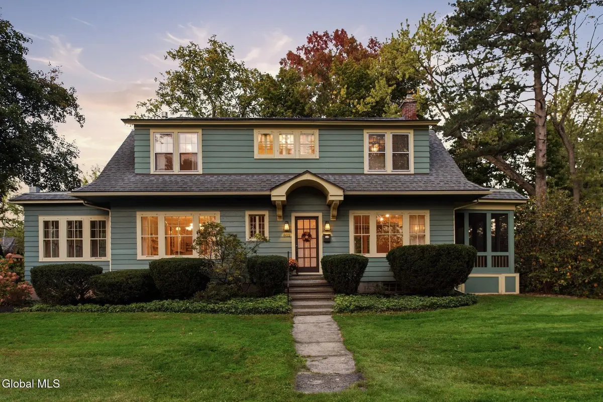 802 Charles Street, Glenville, NY 12302 - #1