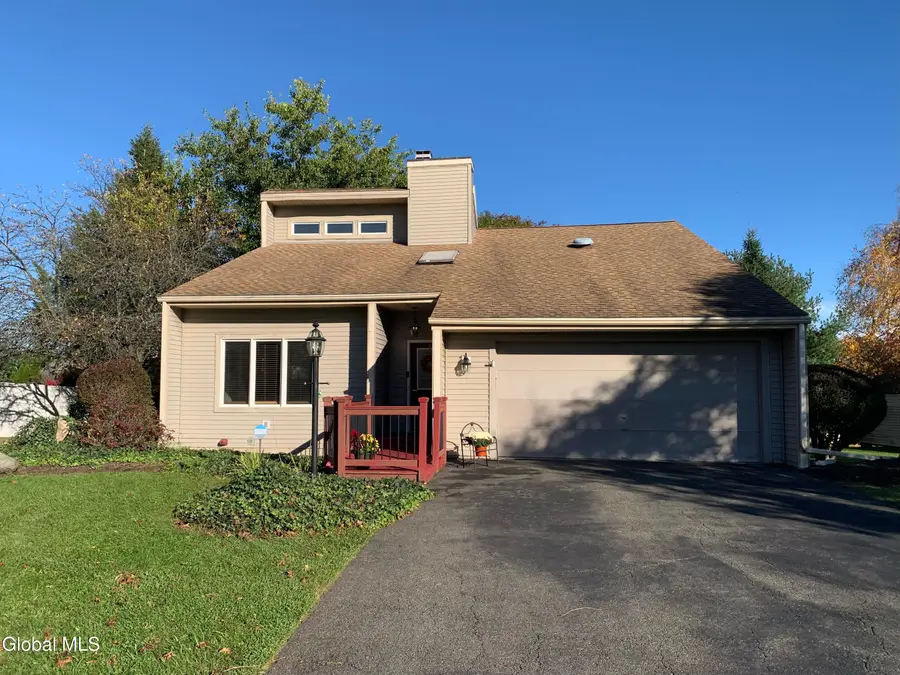 6 Cord Drive, Latham, NY 12110 - #2