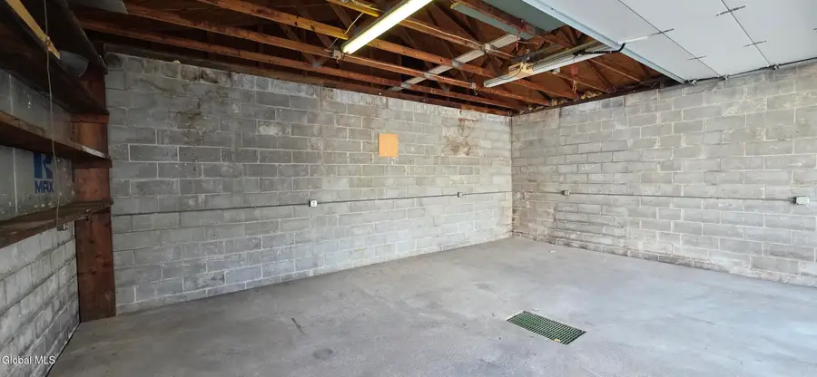 23 Austain Avenue, Albany, NY 12205 - #3