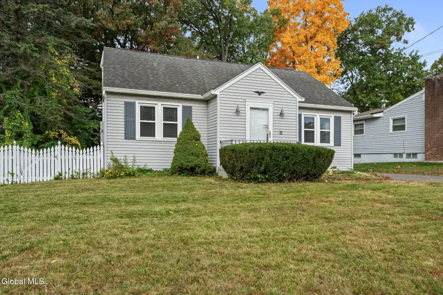 11 Grandview Drive, Latham, NY 12110 - #3