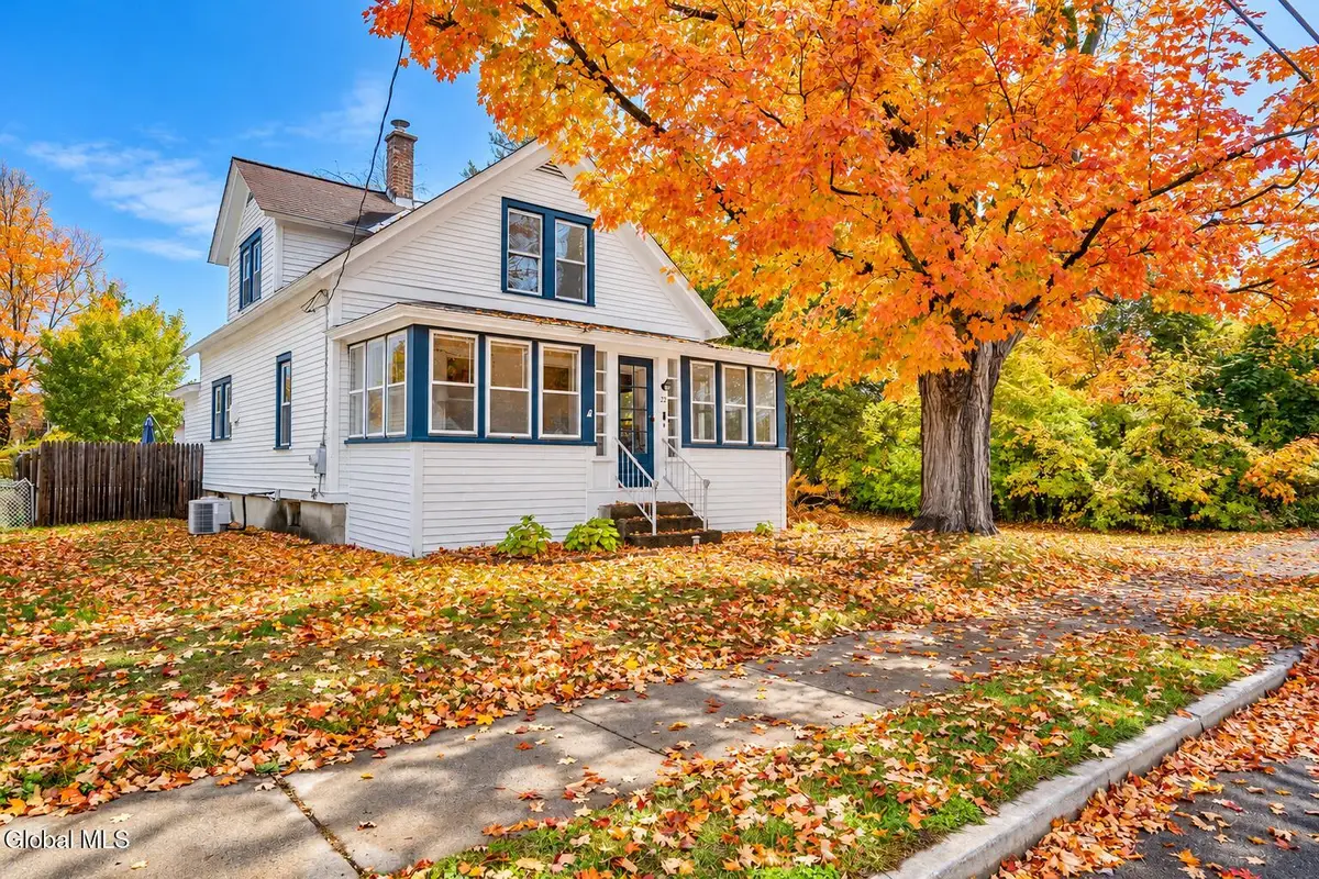 23 Walnut Street, Corinth, NY 12822 - #1
