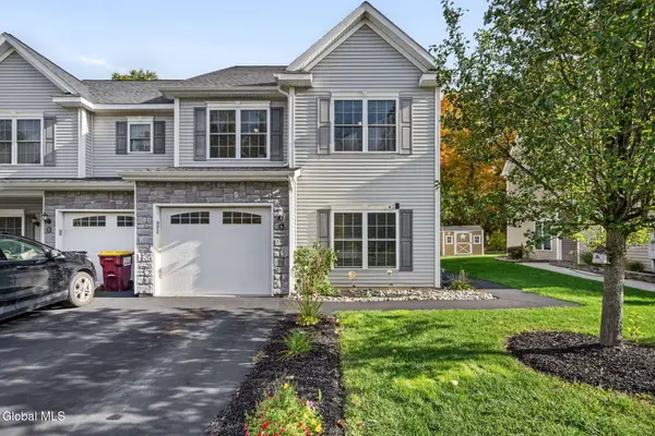 24 Reutter Drive, Bethlehem, NY 12158
