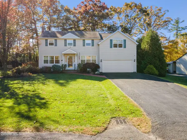 2108 E Baker Avenue, Niskayuna, NY 12309