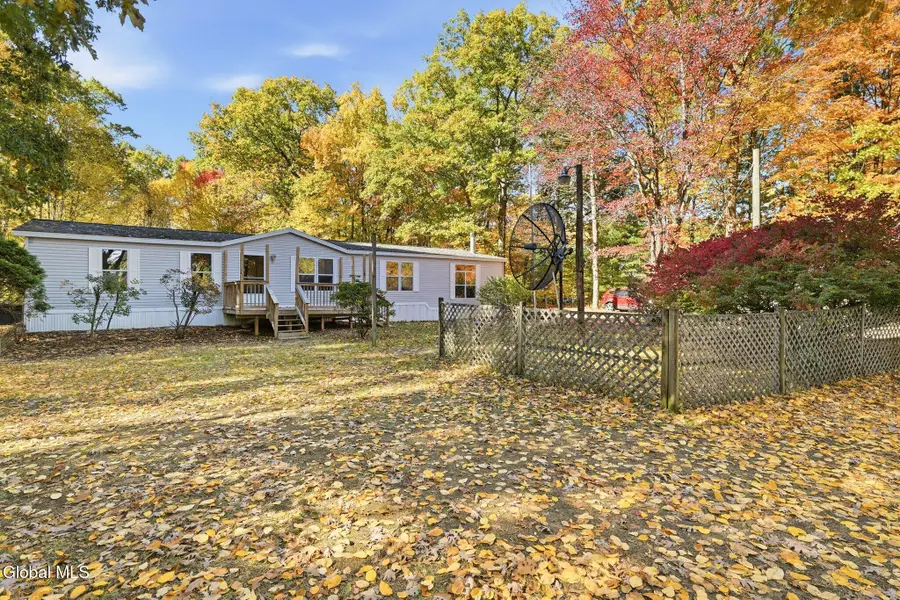 11 Lucia Road, Ballston Spa, NY 12020 - #2