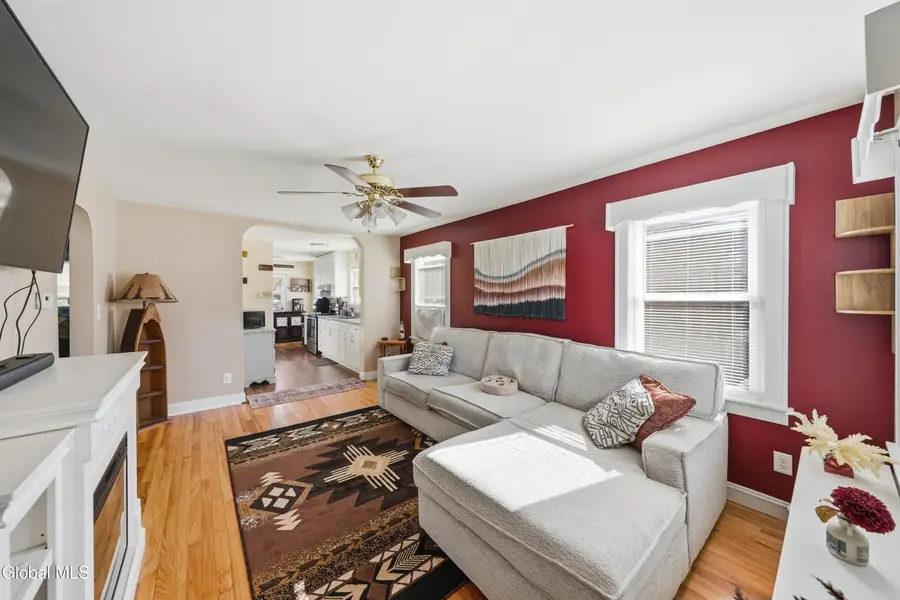 2020 Greenpoint Avenue, Rotterdam, NY 12303 - #2