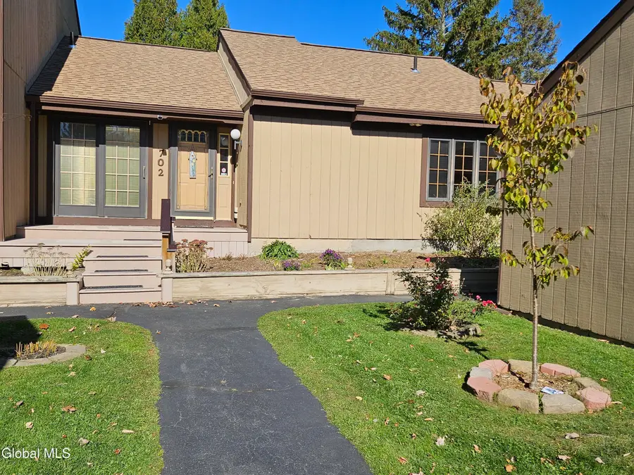 702 Huntington Court, East Greenbush, NY 12061 - #2