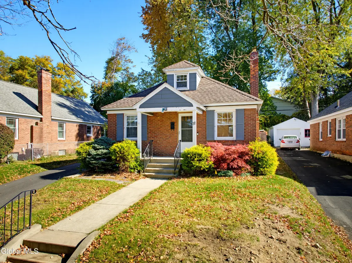 38 Pointview Drive, Troy, NY 12180 - #1