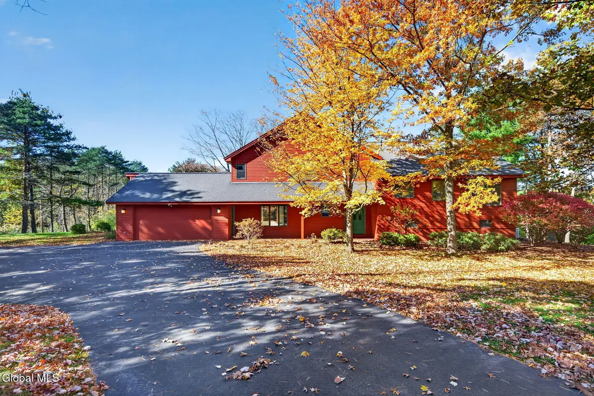 37 Crow Ridge Road, Voorheesville, NY 12186 - #1