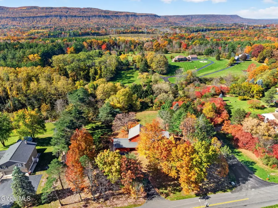 37 Crow Ridge Road, Voorheesville, NY 12186 - #2