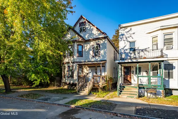 69 6th Avenue, Troy, NY 12180