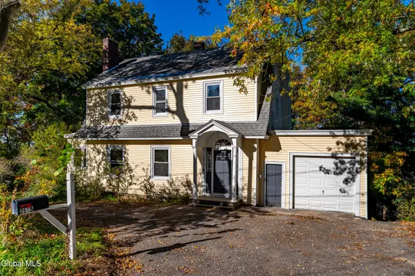 2515 Englewood Avenue, Niskayuna, NY 12309