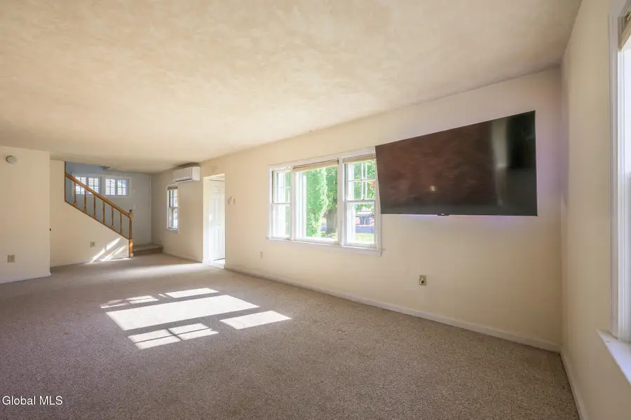 25 Westbrook Drive, Nassau, NY 12123 - #3
