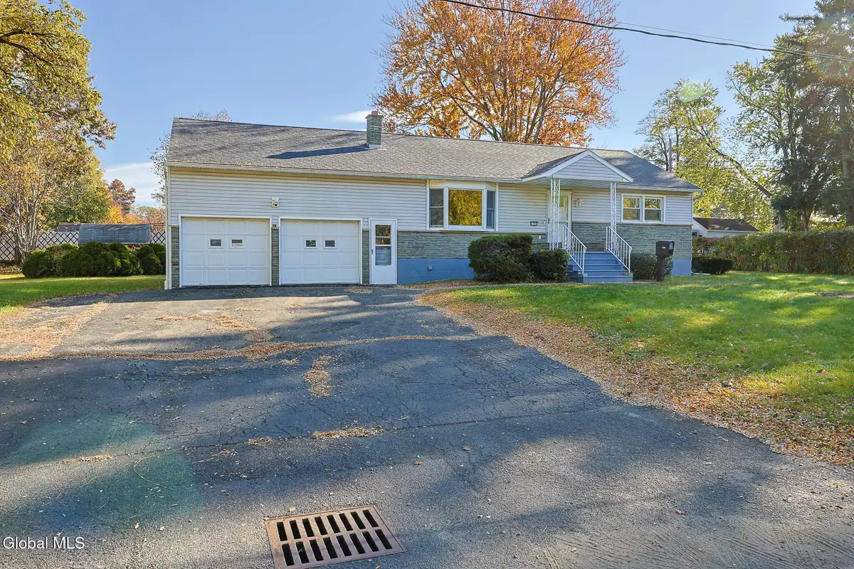 1796 Rensselaer Avenue, Rotterdam, NY 12303 - #1