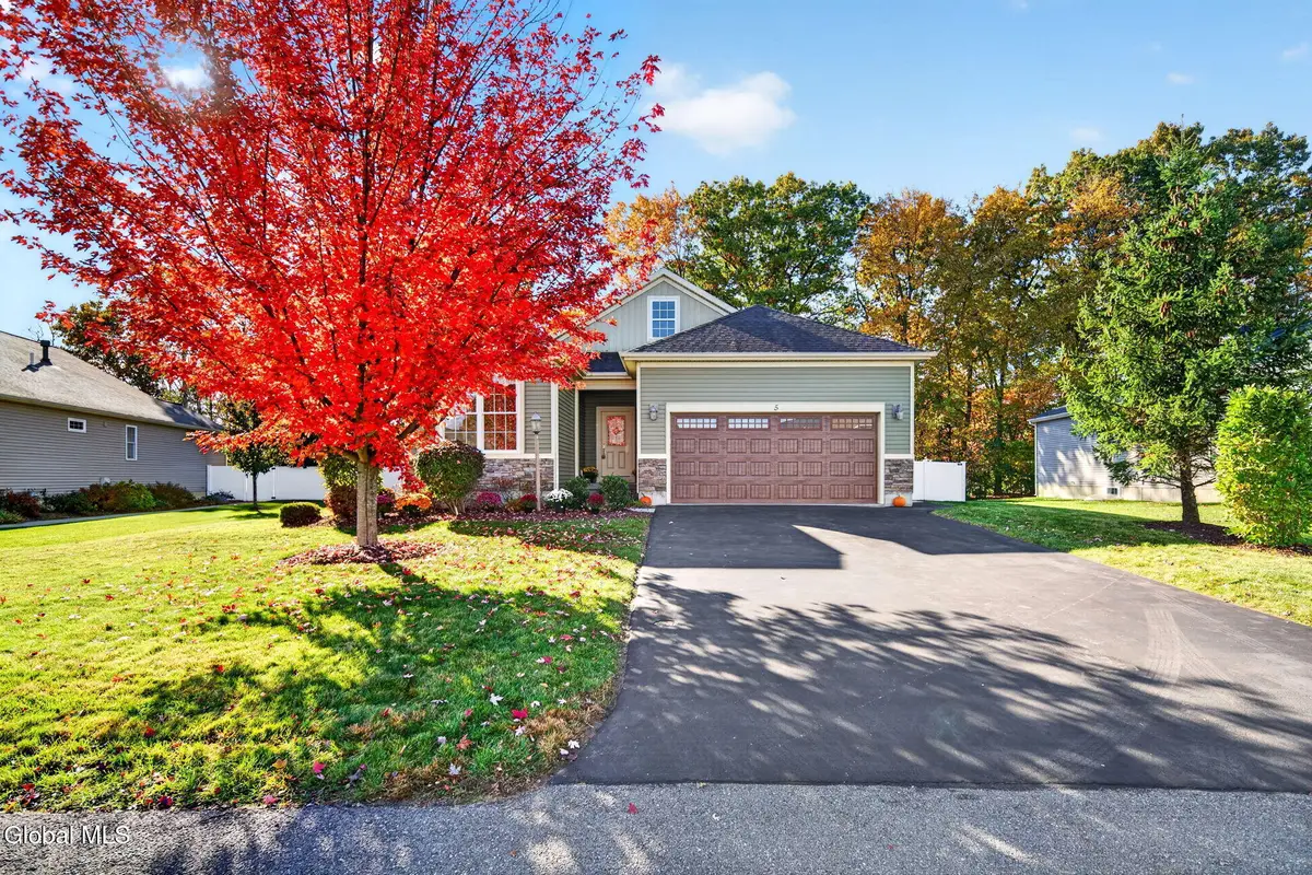 5 Highcroft Court, Schenectady, NY 12309 - #1