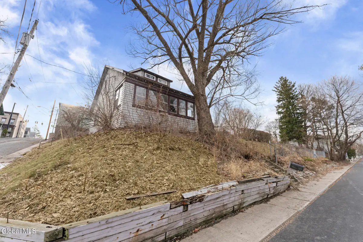 1498 2nd Street, Rensselaer, NY 12144 - #1