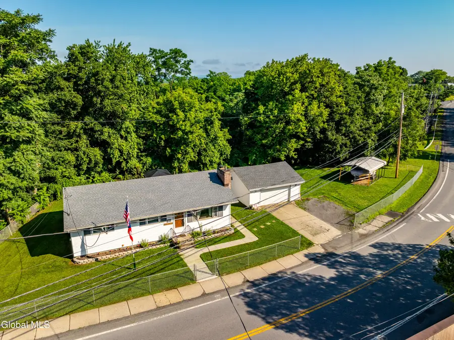 5 Harry Howard Avenue, Hudson, NY 12534 - #2