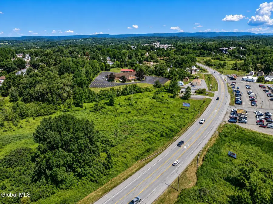 9.111 S Comrie Avenue, Johnstown, NY 12095 - #2
