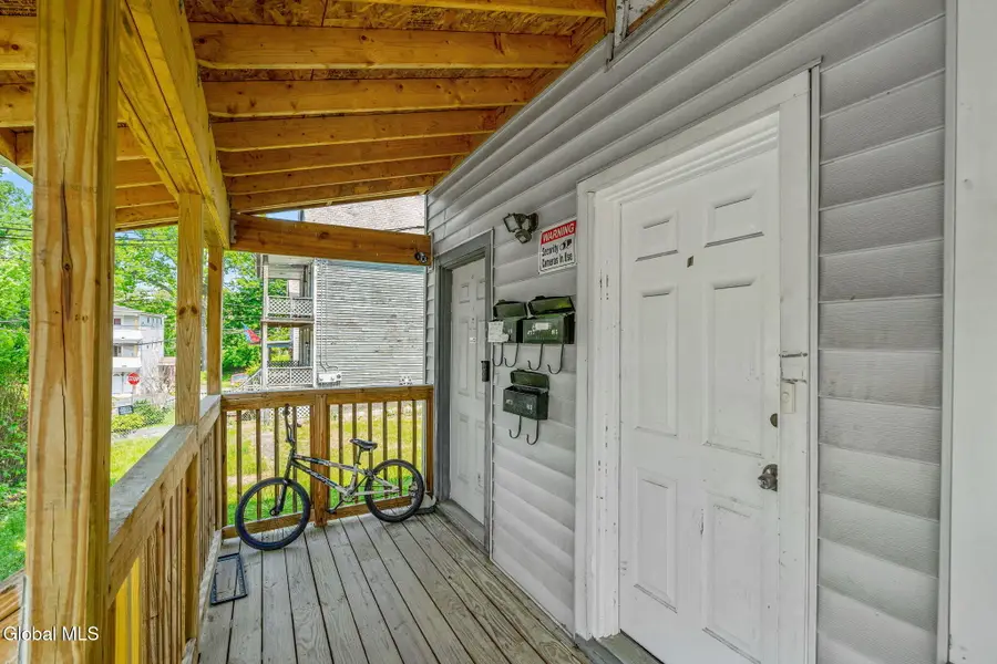815 Davis Terrace, Schenectady, NY 12303 - #3