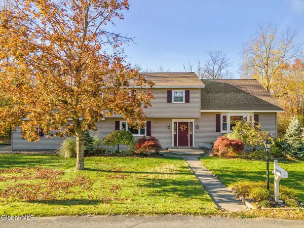 1 Red Coach Drive, Scotia, NY 12302