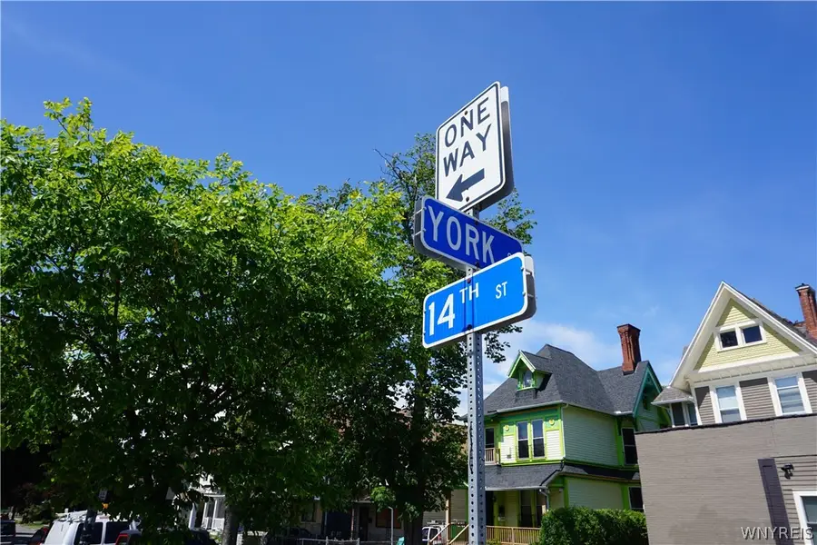 108 York Street, Buffalo, NY 14213 - Image #2