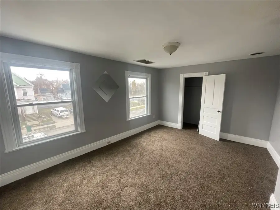 94 Hawley Street, Buffalo, NY 14213 - Image #2