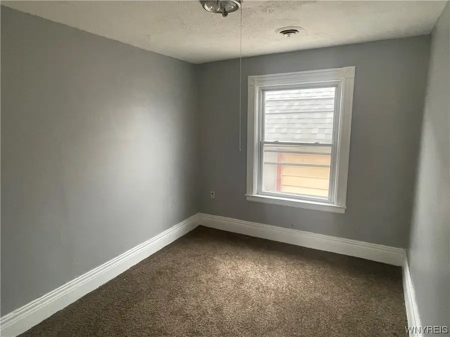 94 Hawley Street, Buffalo, NY 14213 - Image #3