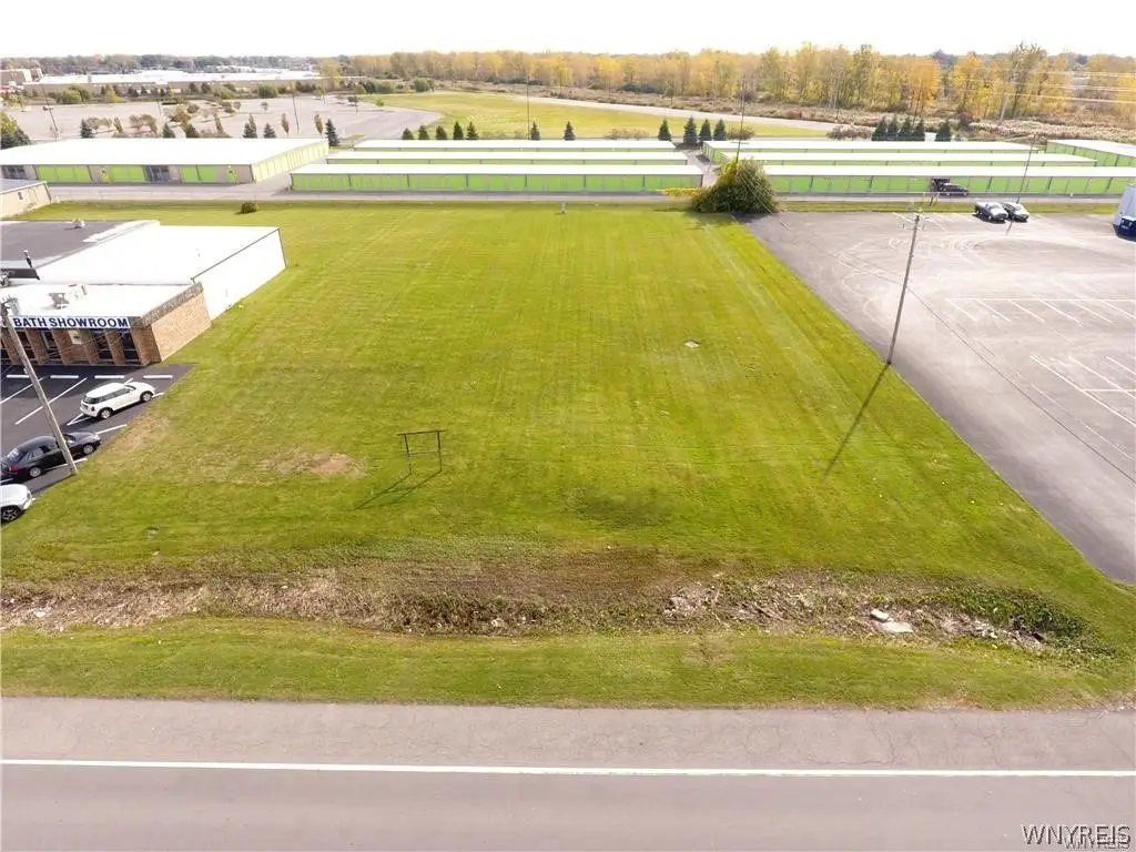 1665 Fashion Outlet Boulevard S, Niagara Falls, NY 14304 - Image #1