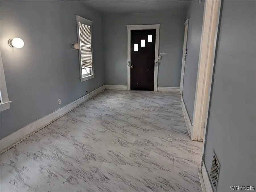 1706 Niagara Street, Niagara Falls, NY 14303 - Image #2