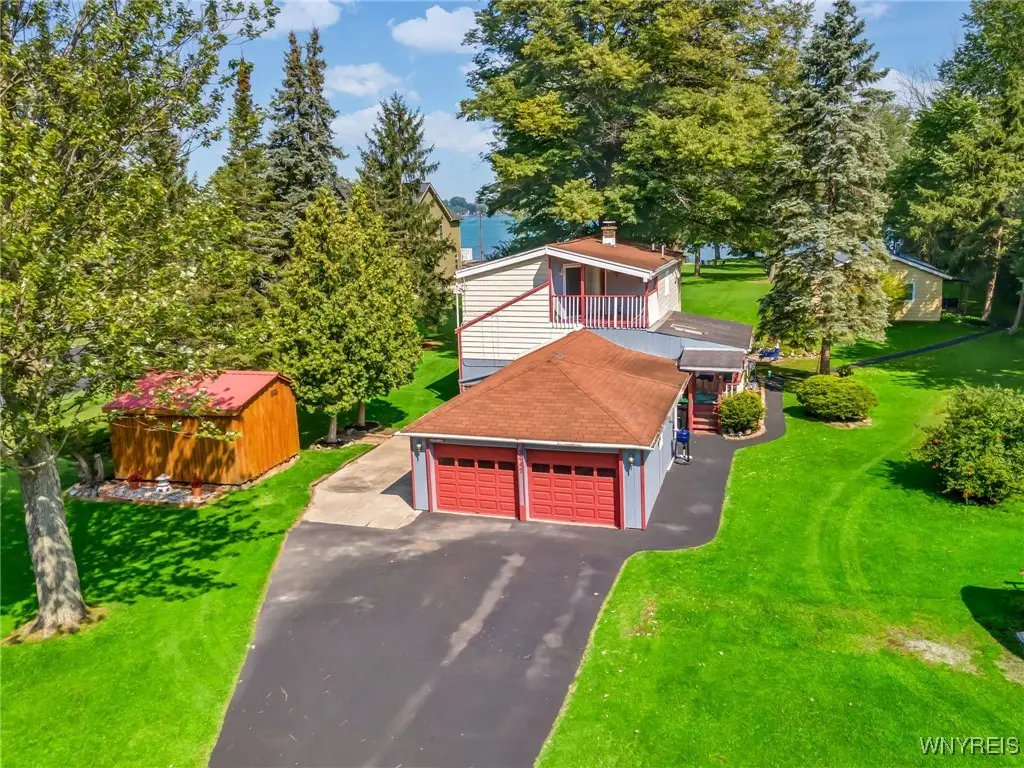 5447 E River Road, Grand Island, NY 14072 - Image #1