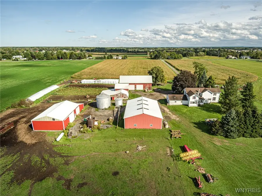 6990 Heise Road, Clarence Town, NY 14032 - Image #3