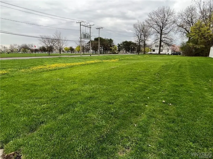 3303 Pine Avenue, Niagara Falls, NY 14301 - Image #2