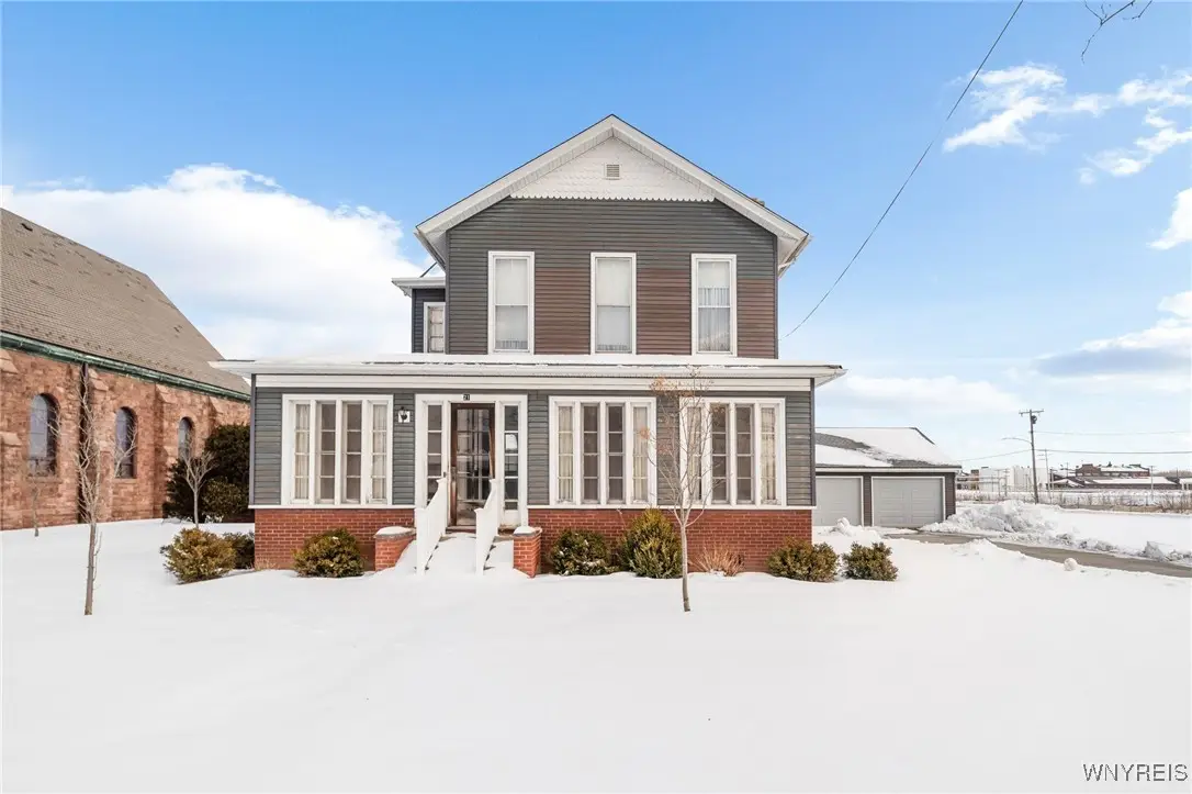 23 S Vernon Street, Middleport, NY 14105 - Image #1